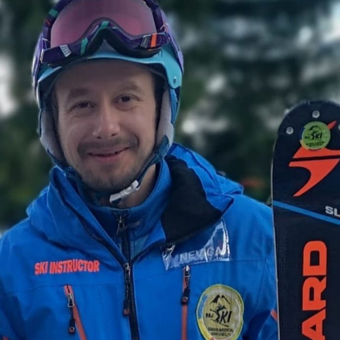 Radu - Instructor Ski in Poiana Brasov la R&J Scoala Ski